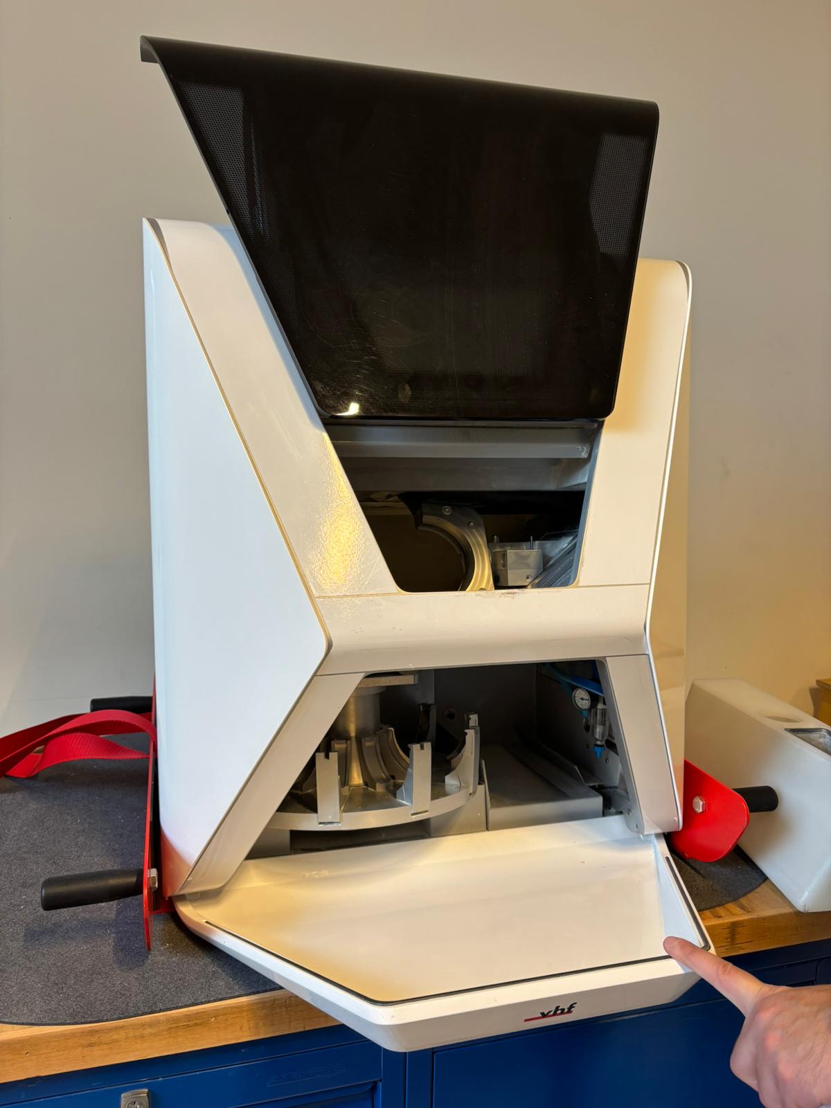 WhatsApp Image 2025-12-15 at 15.50.58 (4)